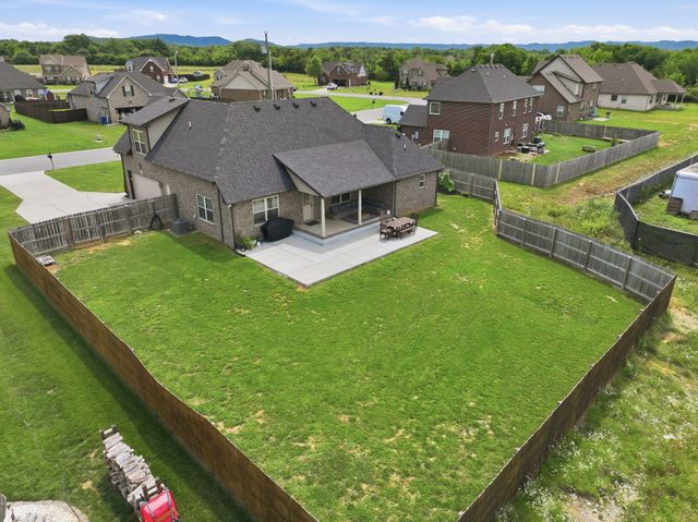 7914 Natahna Ct, Murfreesboro, TN 37127