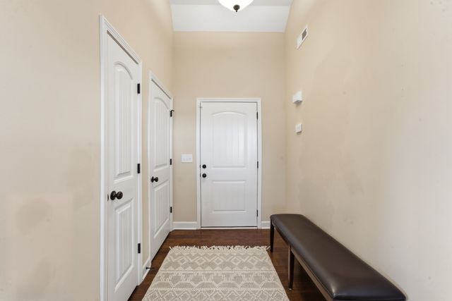 7914 Natahna Ct, Murfreesboro, TN 37127