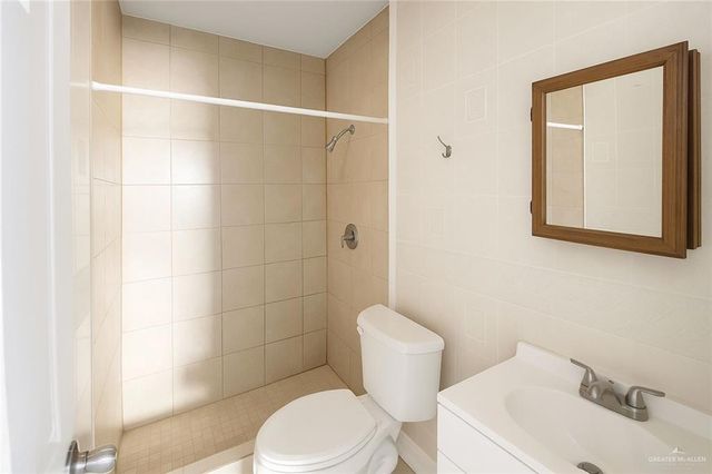 719 N Canna Street, Pharr, TX 78577