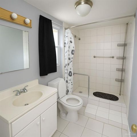 719 N Canna Street, Pharr, TX 78577