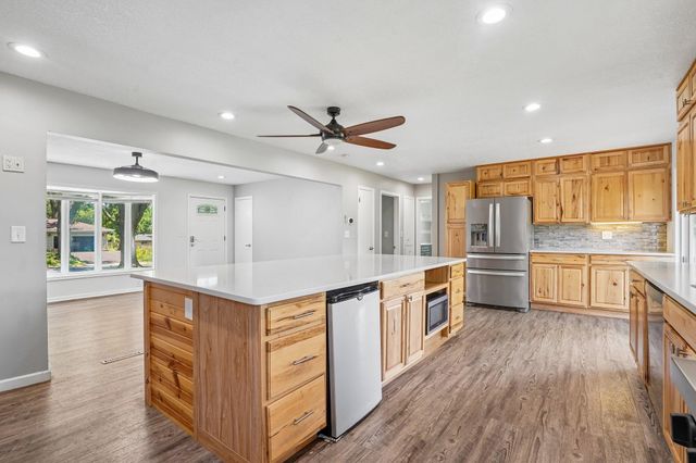 15204 Lead Street, Burnsville, MN 55306