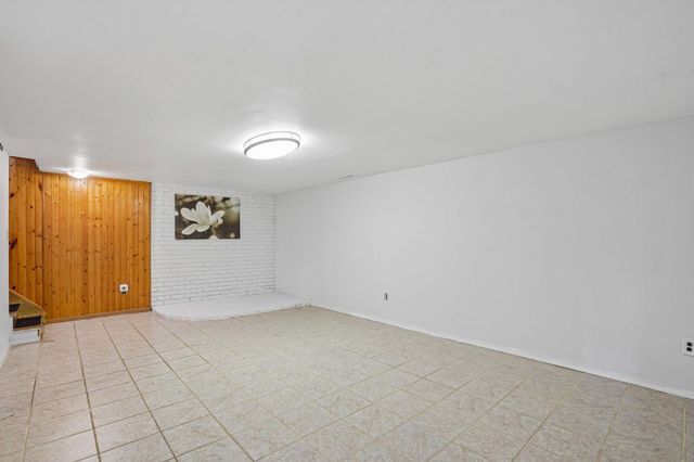 15204 Lead Street, Burnsville, MN 55306