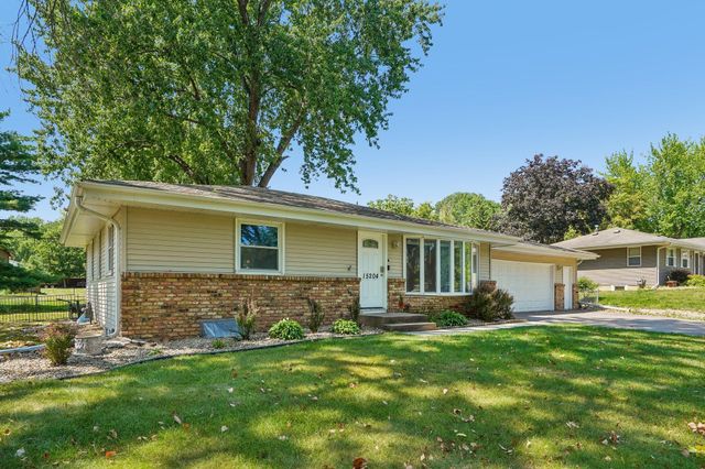 15204 Lead Street, Burnsville, MN 55306