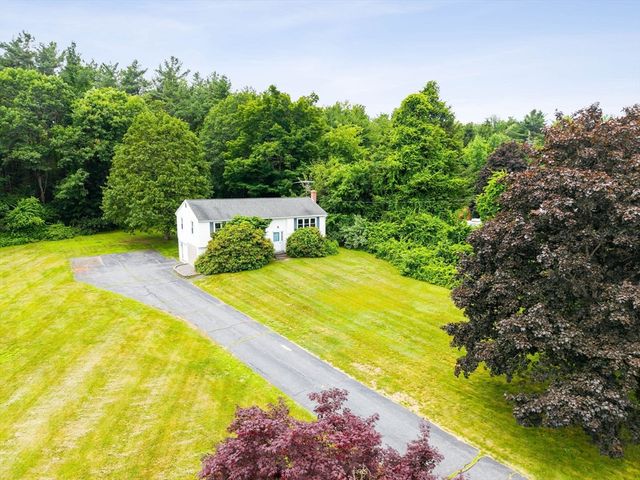 79 Chapel St, Gardner, MA 01440