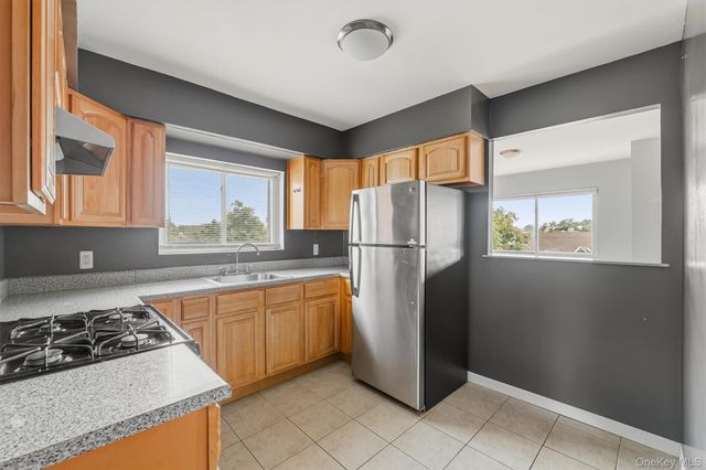 3212 Giegerich Place 3, Bronx, NY 10465