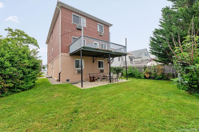 3212 Giegerich Place 3, Bronx, NY 10465