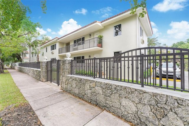 35 Antilla Avenue, Coral Gables, FL 33134
