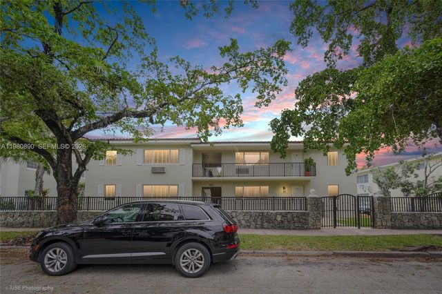 35 Antilla Avenue, Coral Gables, FL 33134