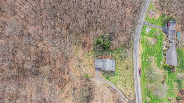 278 Aley Hill Road, Big Beaver, PA 15010