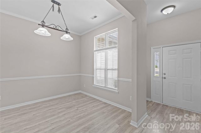 17300 Commons Crossing Drive, Charlotte, NC 28277