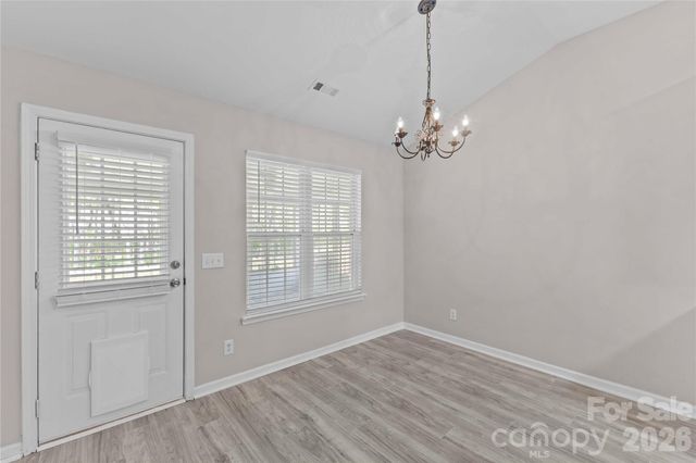 17300 Commons Crossing Drive, Charlotte, NC 28277