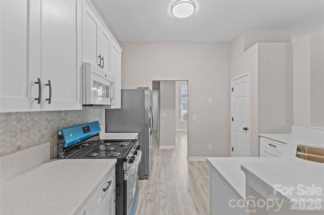 17300 Commons Crossing Drive, Charlotte, NC 28277