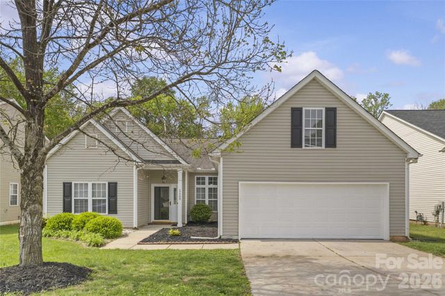 17300 Commons Crossing Drive, Charlotte, NC 28277