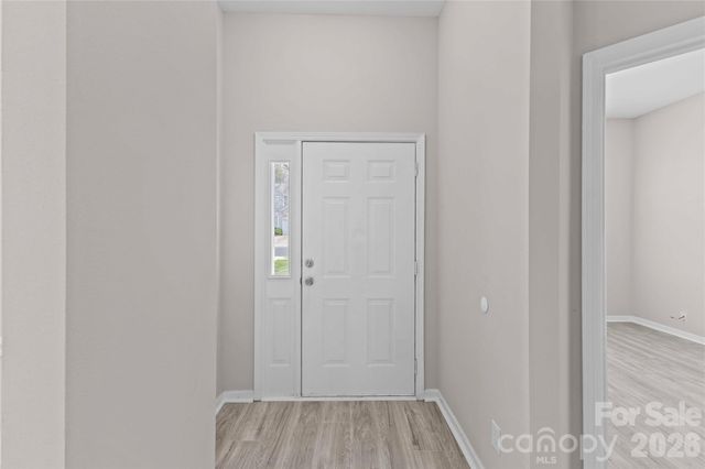 17300 Commons Crossing Drive, Charlotte, NC 28277