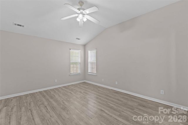 17300 Commons Crossing Drive, Charlotte, NC 28277