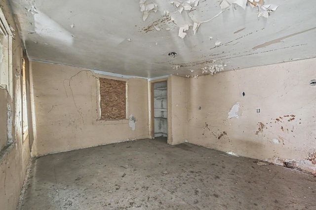 1212 W Pike Street, Covington, KY 41011