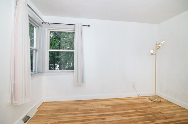 288 Thicket St, Weymouth, MA 02190