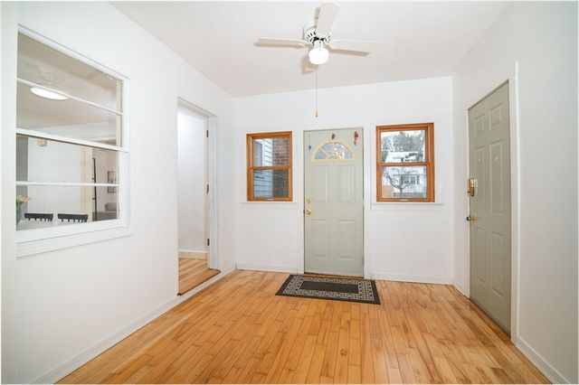 288 Thicket St, Weymouth, MA 02190