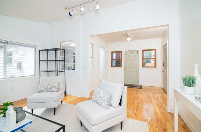 288 Thicket St, Weymouth, MA 02190