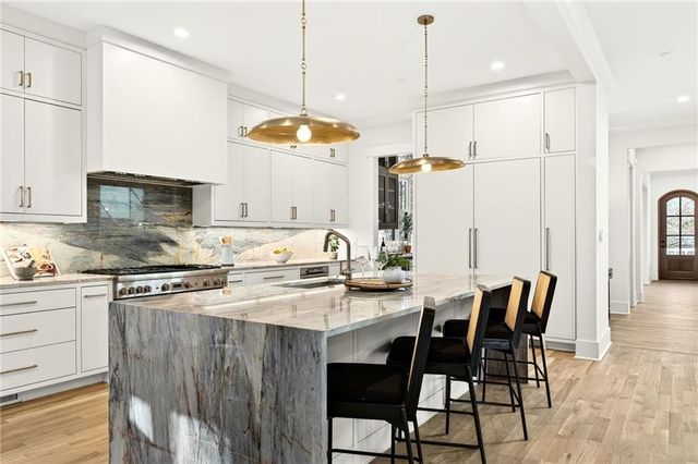 915 Amsterdam NE Avenue, Atlanta, GA 30306