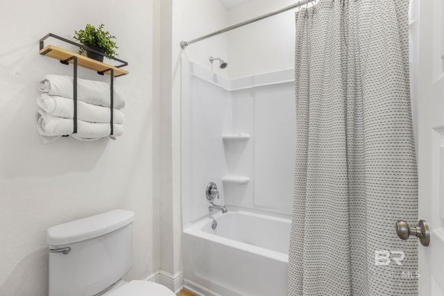 4228 Craigend Loop, Gulf Shores, AL 36542