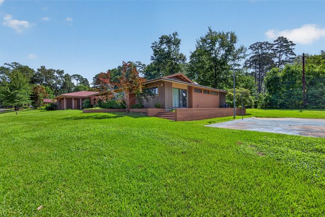 4847 Camellia Lane, Shreveport, LA 71106
