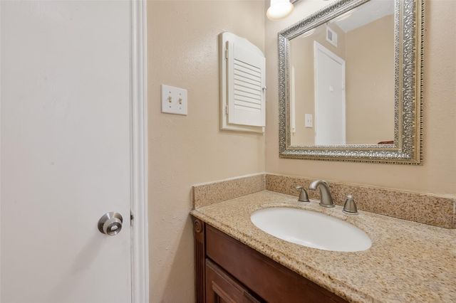 7900 Westheimer Road 112, Houston, TX 77063