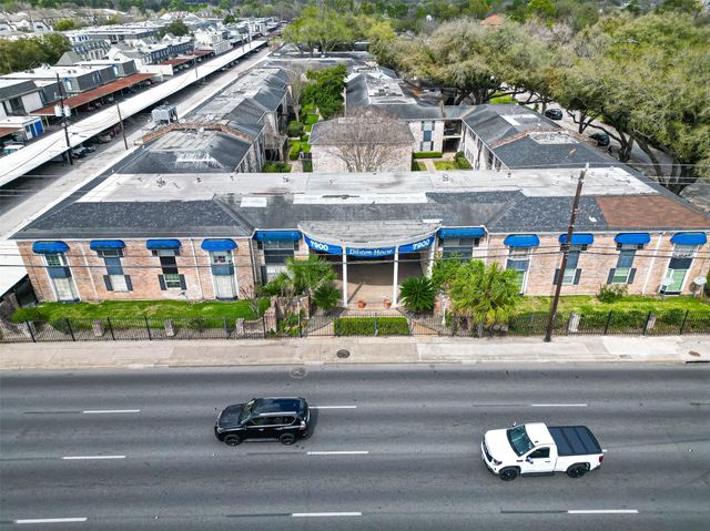 7900 Westheimer Road 112, Houston, TX 77063