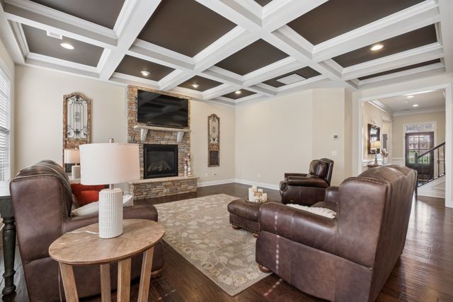 6909 Guffee Ter, College Grove, TN 37046