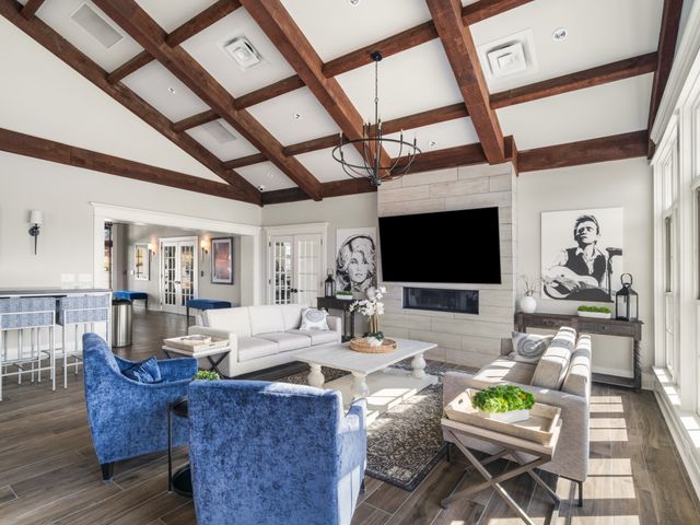 6909 Guffee Ter, College Grove, TN 37046