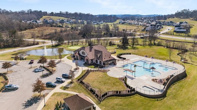 6909 Guffee Ter, College Grove, TN 37046