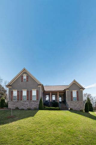 6909 Guffee Ter, College Grove, TN 37046