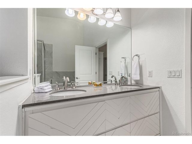 19 S Harrison St, Denver, CO 80209