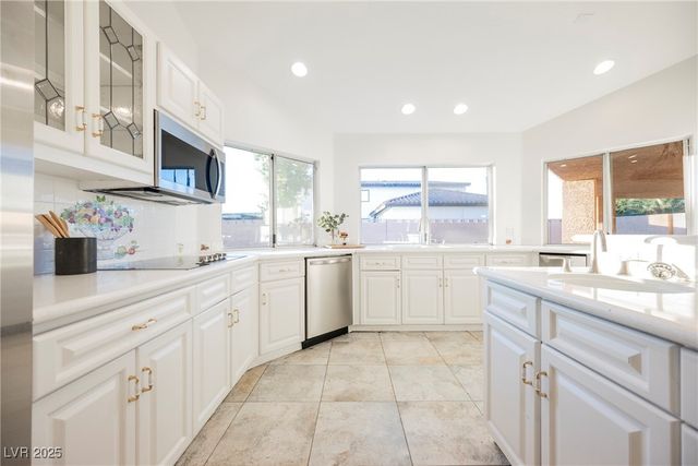 5925 Obannon Drive, Las Vegas, NV 89146