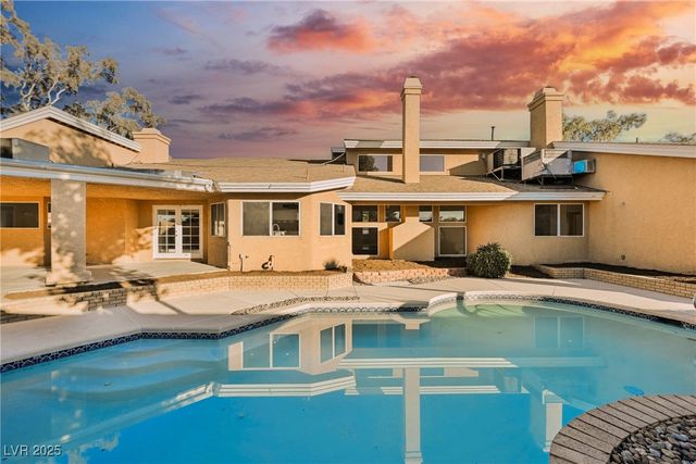 5925 Obannon Drive, Las Vegas, NV 89146