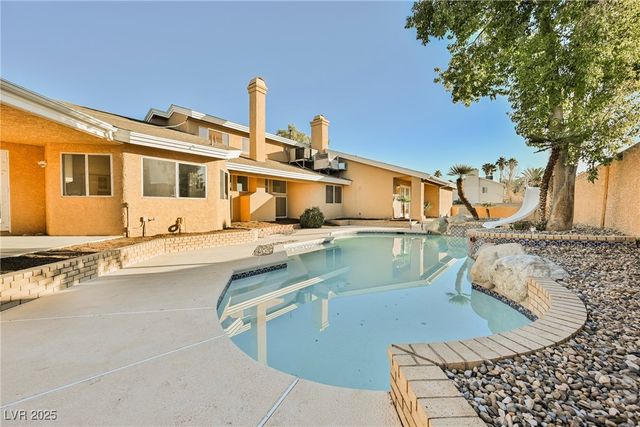 5925 Obannon Drive, Las Vegas, NV 89146