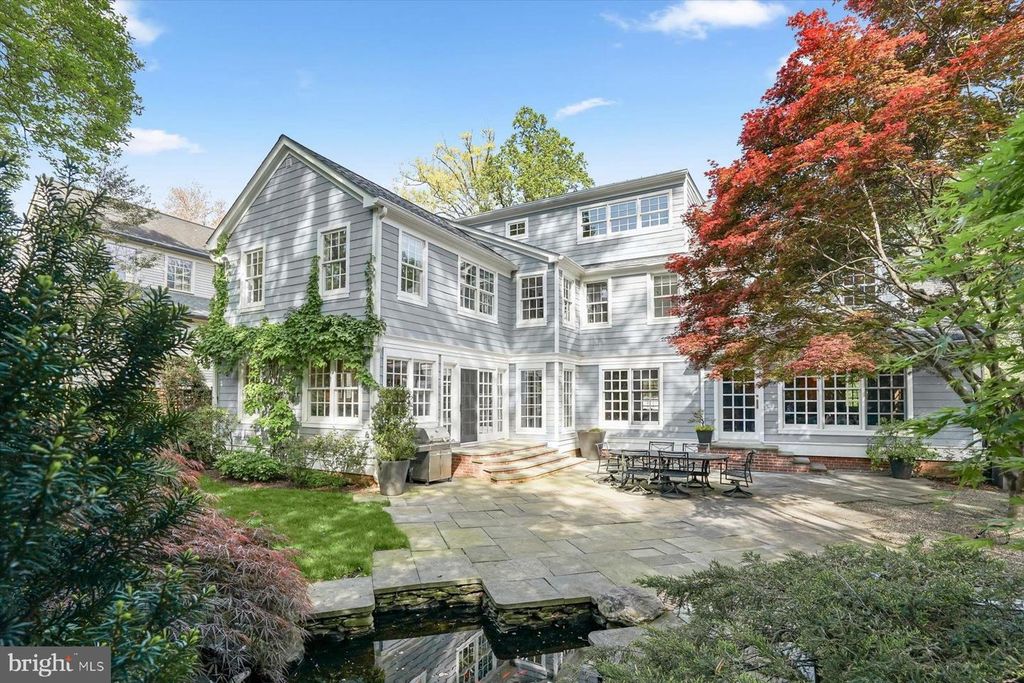 Image 42 of property listing at 5706 ROCKMERE DR, Bethesda, MD 20816