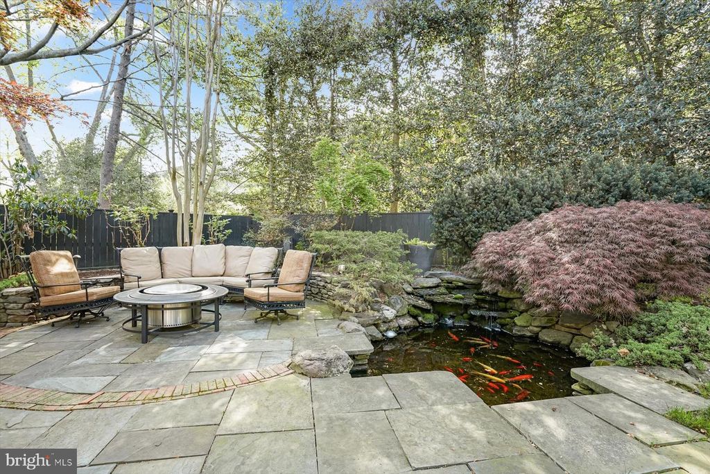 Image 43 of property listing at 5706 ROCKMERE DR, Bethesda, MD 20816