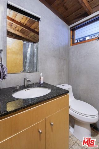 10335 Oletha Lane, Los Angeles, CA 90077