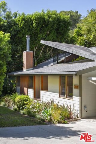 10335 Oletha Lane, Los Angeles, CA 90077