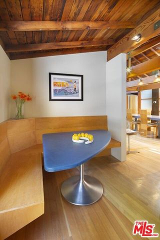 10335 Oletha Lane, Los Angeles, CA 90077