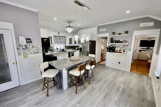 91 South St, Fitchburg, MA 01420