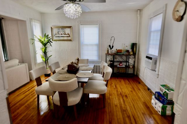91 South St, Fitchburg, MA 01420