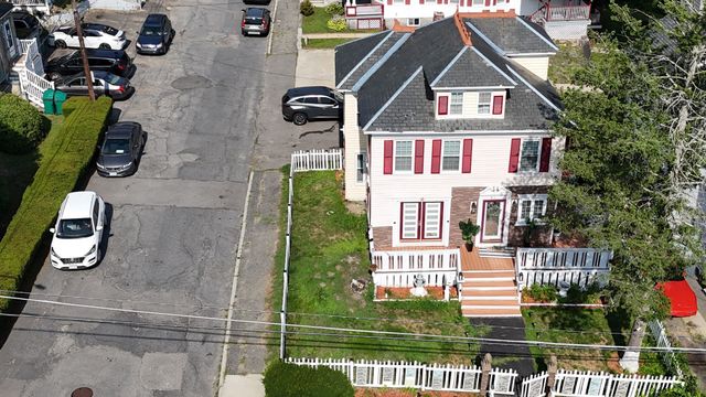 91 South St, Fitchburg, MA 01420