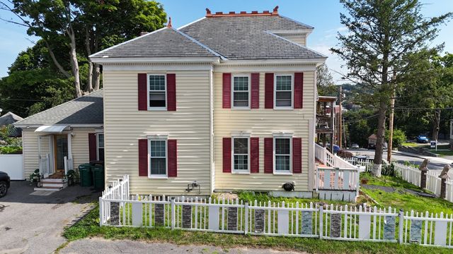 91 South St, Fitchburg, MA 01420