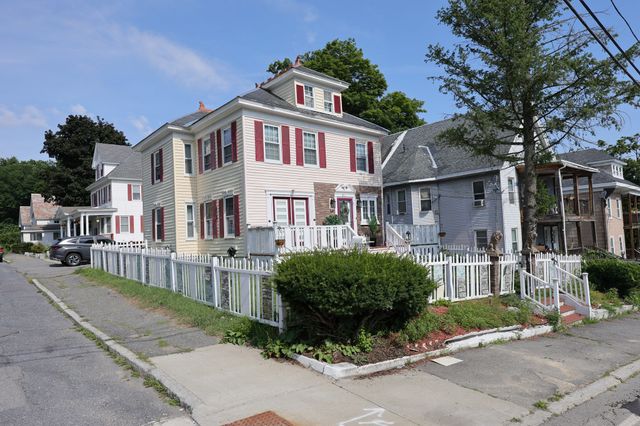 91 South St, Fitchburg, MA 01420