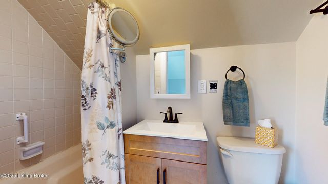 4502 Blenheim Rd, Louisville, KY 40207