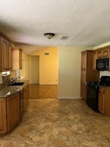 3722 Raindrops Road, Pasadena, TX 77505