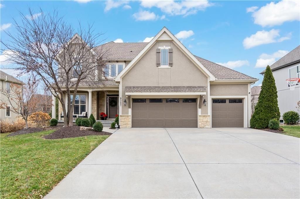 9307 W 155th Court, Overland Park, KS 66221