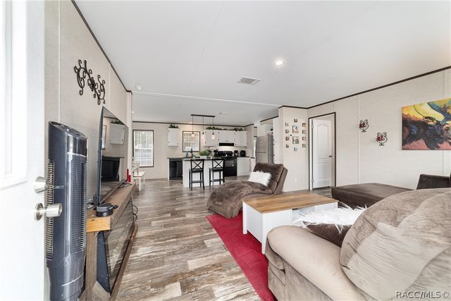 6791 W Holiday Street, Homosassa, FL 34446
